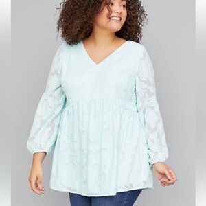 Lane Bryant Baby Doll Top. Size 18/20 gently used. Ties in back